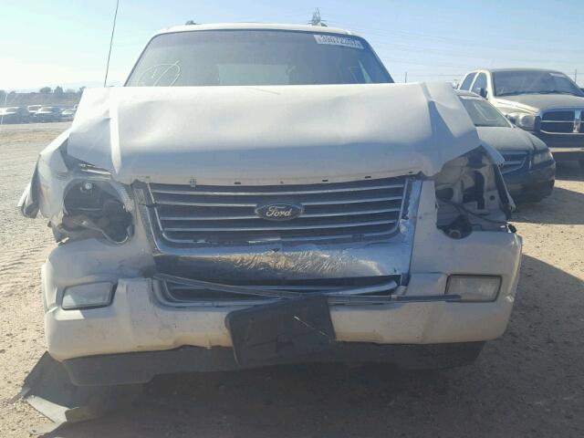 1FMEU73EX9UA41876 - 2009 FORD EXPLORER X WHITE photo 9