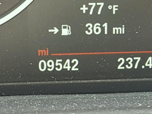 WBXHT3C39G5F65853 - 2016 BMW X1 XDRIVE2 Weiß Foto 8