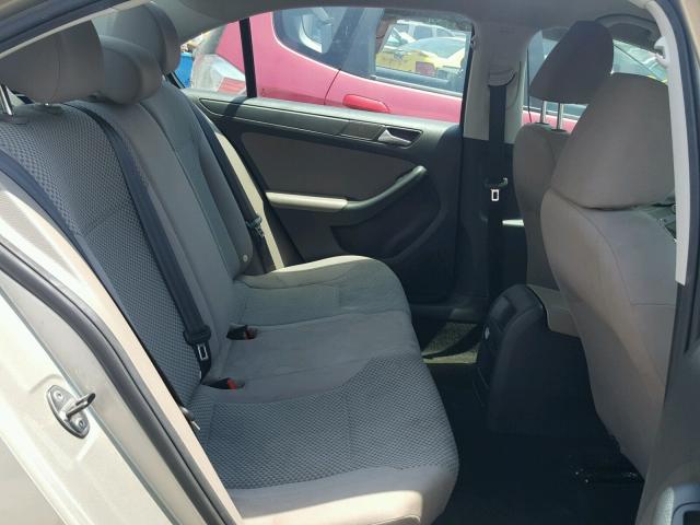 3VW2K7AJXEM233968 - 2014 VOLKSWAGEN JETTA BASE 米色 照片 6