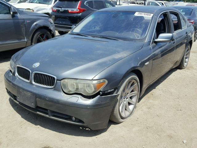 WBAGL63504DP73241 - 2004 BMW 745 I GRAY photo 2