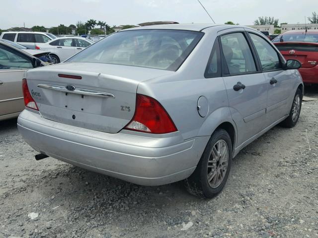 1FAFP3835YW259085 - 2000 FORD FOCUS ZTS SILVER photo 4