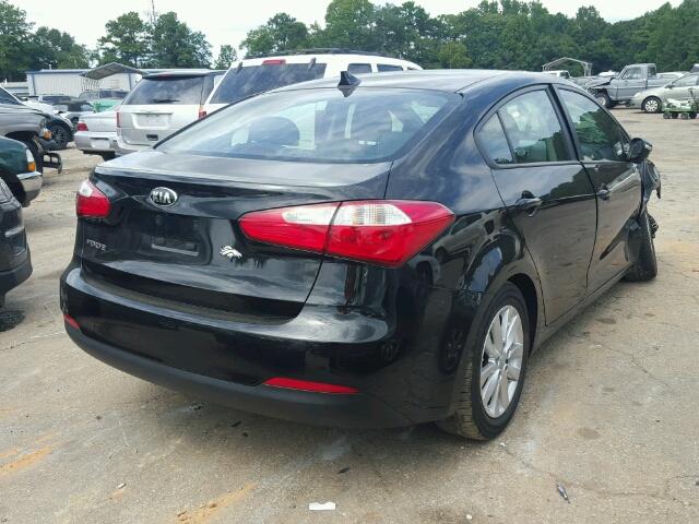 KNAFX4A64G5574708 - 2016 KIA FORTE BLACK photo 4