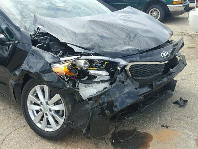 KNAFX4A64G5574708 - 2016 KIA FORTE Negro foto 9