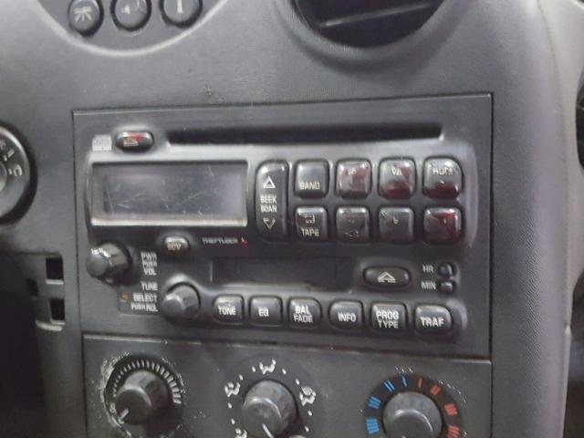 2G2WP522641133278 - 2004 PONTIAC GRAND PRIX SILVER photo 9