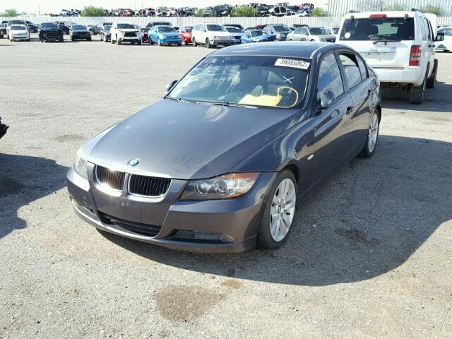 WBAVB13576PT03769 - 2006 BMW 325 CHARCOAL photo 2