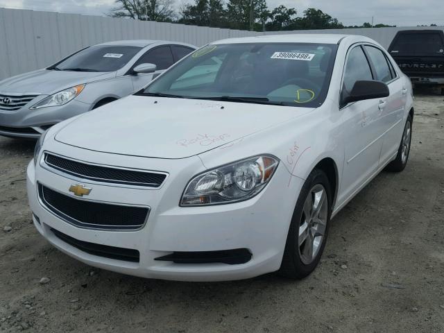 1G1ZA5E04CF398348 - 2012 CHEVROLET MALIBU LS Ақ фото 2
