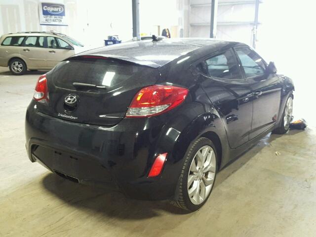 KMHTC6AD3DU131202 - 2013 HYUNDAI VELOSTER B BLACK photo 4