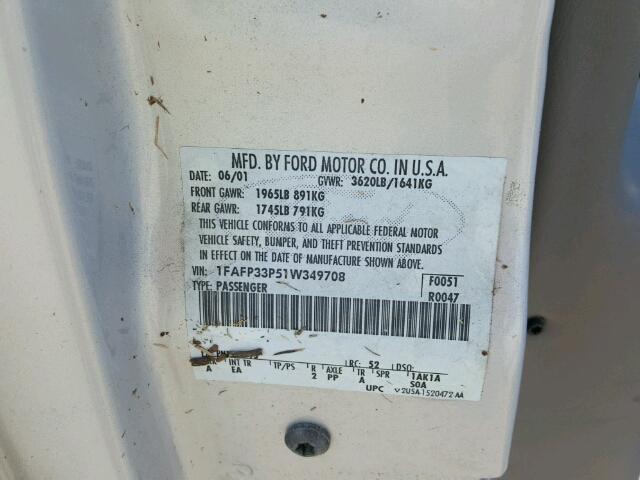 1FAFP33P51W349708 - 2001 FORD FOCUS LX SILVER photo 10