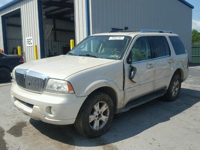 5LMEU88HX5ZJ26252 - 2005 LINCOLN AVIATOR CREAM photo 2