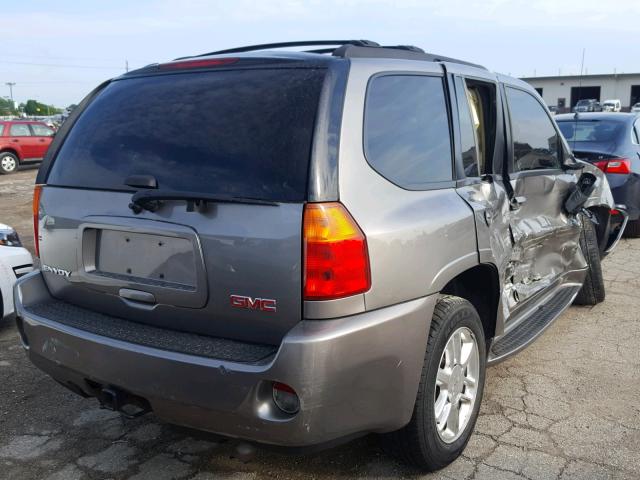 1GKET63M882188012 - 2008 GMC ENVOY DENA GRAY photo 4