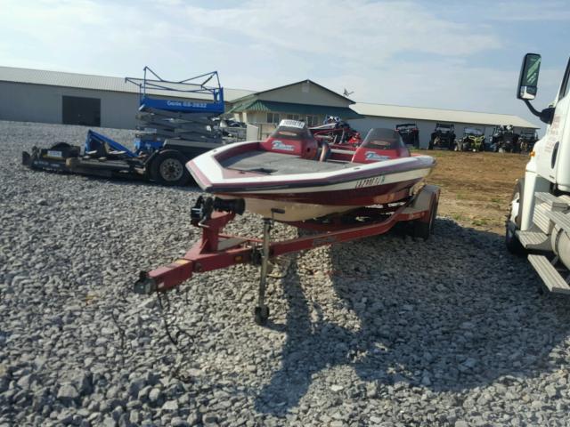 PNS21492F304 - 2004 BLAZ BOAT RED photo 2