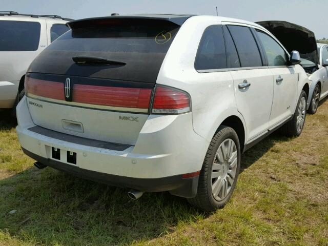 2LMDJ6JC0ABJ14834 - 2010 LINCOLN MKX WHITE photo 4