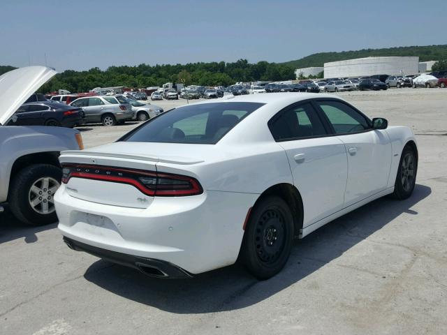 2C3CDXCT1JH209751 - 2018 DODGE CHARGER R/ WHITE photo 4