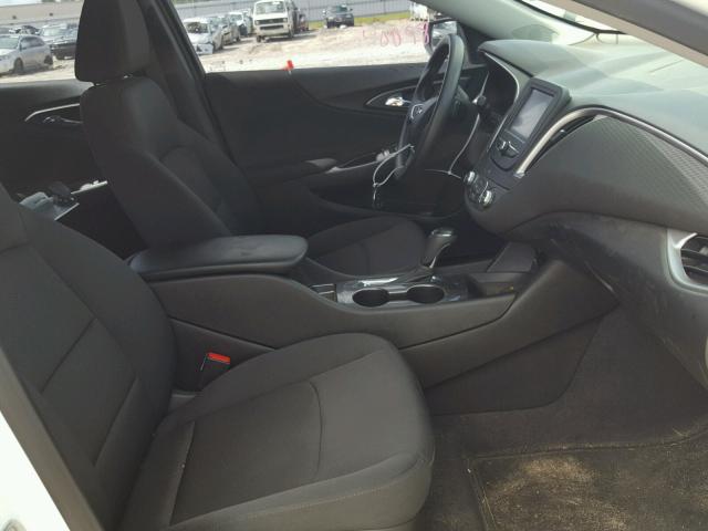 1G1ZB5ST7HF149254 - 2017 CHEVROLET MALIBU LS თეთრი ფოტო 5