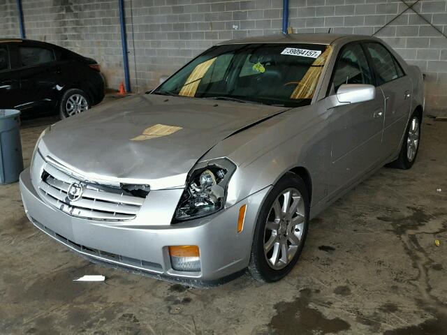 1G6DP577X70118681 - 2007 CADILLAC CTS HI FEA SILVER photo 2