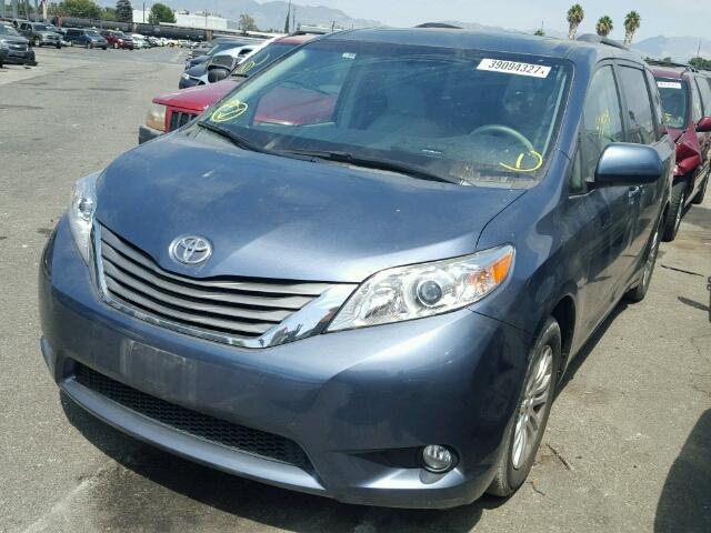 5TDYK3DC9ES519278 - 2014 TOYOTA SIENNA BLUE photo 2