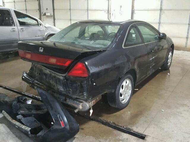 1HGCG3253XA020641 - 1999 HONDA ACCORD BLACK photo 4