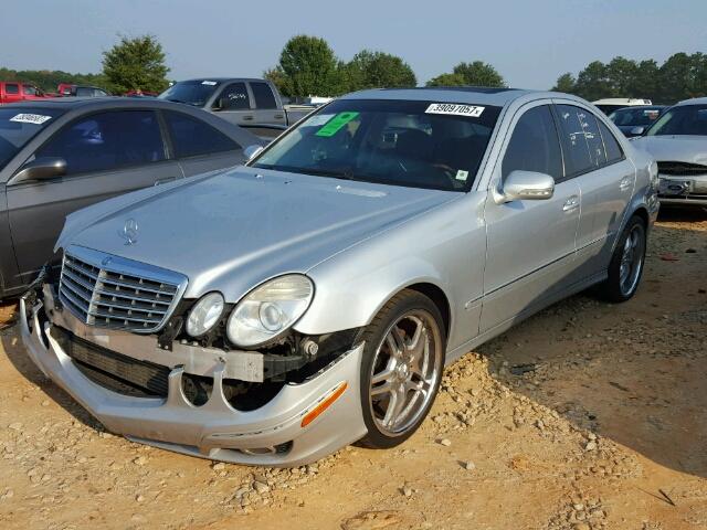 WDBUF22X19B385669 - 2009 MERCEDES-BENZ E 320 CDI SILVER photo 2