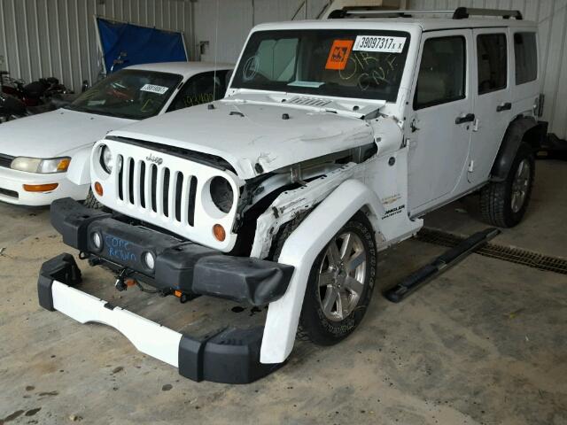 1C4HJWEG0CL181242 - 2012 JEEP WRANGLER U WHITE photo 2