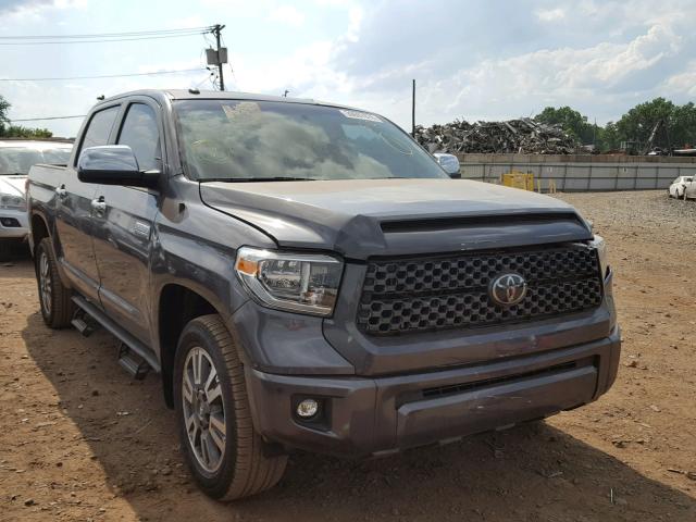 5TFAY5F1XJX689807 - 2018 TOYOTA TUNDRA CRE 灰色 照片 1