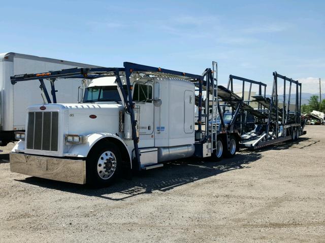 1NP5LB9X71N552116 - 2001 PETERBILT 379 WHITE photo 2