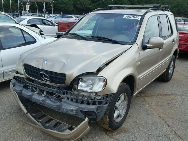 4JGAB54E71A268116 - 2001 MERCEDES-BENZ ML 320 GOLD photo 2