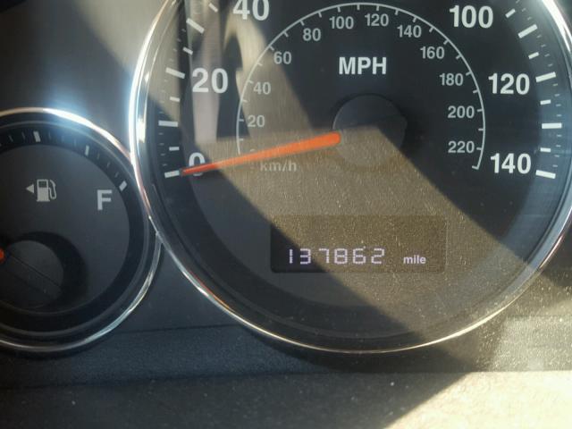 1J4RG4GK0AC157247 - 2010 JEEP COMMANDER SILVER photo 8