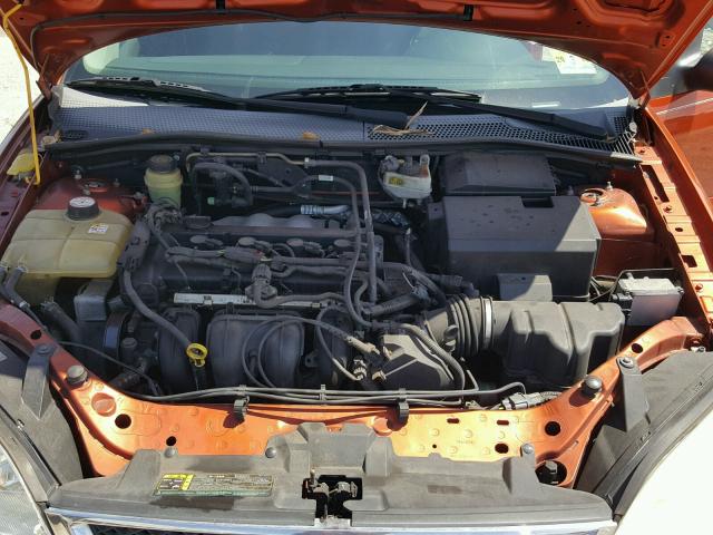 3FAFP31N55R115014 - 2005 FORD FOCUS ZX3 ORANGE photo 7