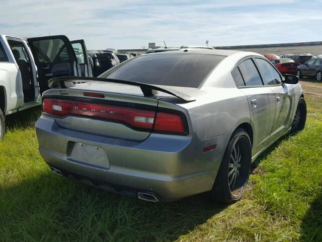 2C3CDXBG1EH154910 - 2014 DODGE CHARGER GRAY photo 4