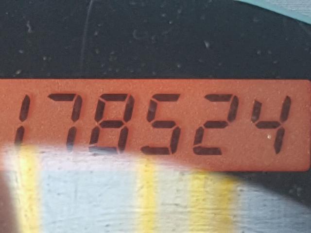 JTKDE167X80225947 - 2008 TOYOTA SCION TC 银色 照片 8