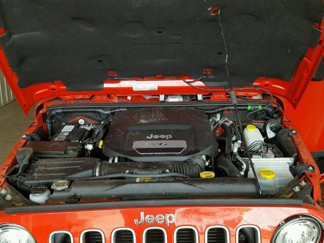 1C4GJWBGXJL925555 - 2018 JEEP WRANGLER S RED photo 7