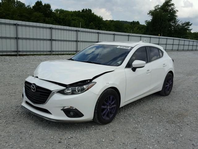 3MZBM1N71GM264132 - 2016 MAZDA 3 GRAND TO WHITE photo 2