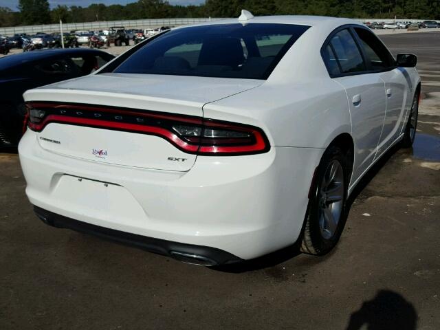 2C3CDXHG7FH824419 - 2015 DODGE CHARGER WHITE photo 4