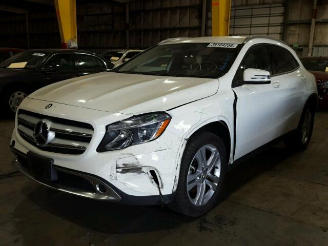 WDCTG4GB2FJ158487 - 2015 MERCEDES-BENZ GLA 250 4M WHITE photo 2