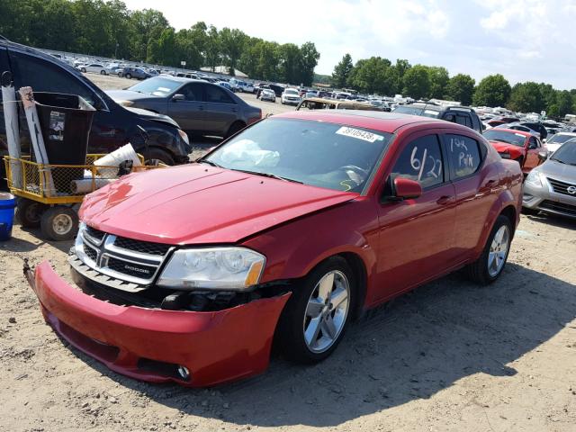 1B3BD2FB6BN585367 - 2011 DODGE AVENGER LU RED photo 2