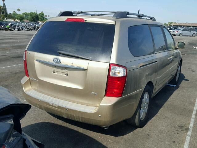 KNDMB233266064771 - 2006 KIA SEDONA EX GOLD photo 4