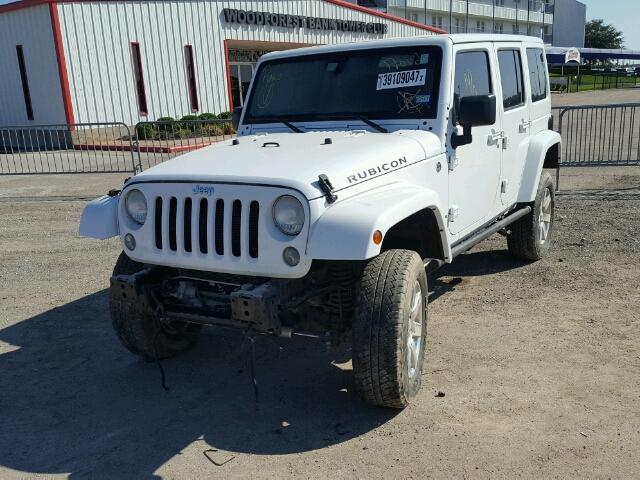 1C4BJWFG1FL552448 - 2015 JEEP WRANGLER U WHITE photo 2