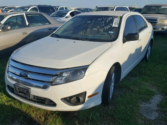 3FAHP0GA4CR338864 - 2012 FORD FUSION WHITE photo 2