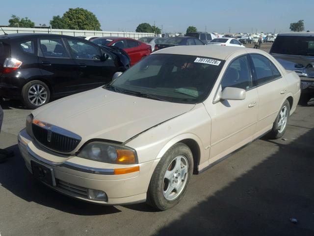 1LNHM87A71Y639009 - 2001 LINCOLN LS 奶油色 照片 2
