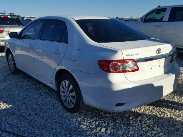 2T1BU4EE4DC002239 - 2013 TOYOTA COROLLA WHITE photo 3