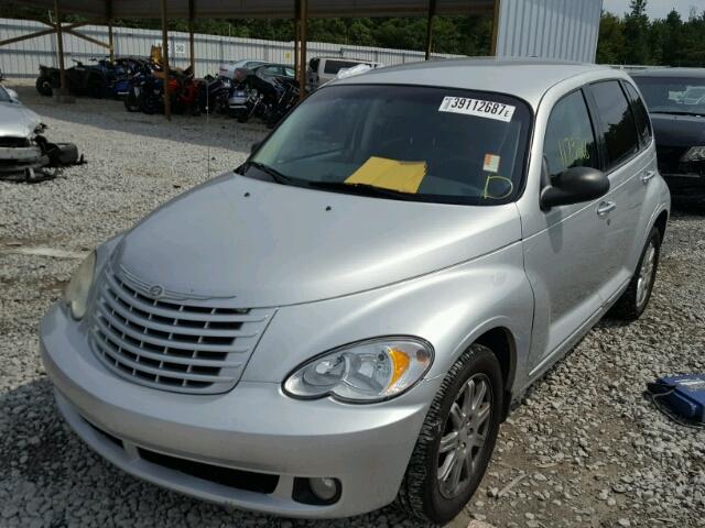 3A8FY58B68T187810 - 2008 CHRYSLER PT CRUISER SILVER photo 2