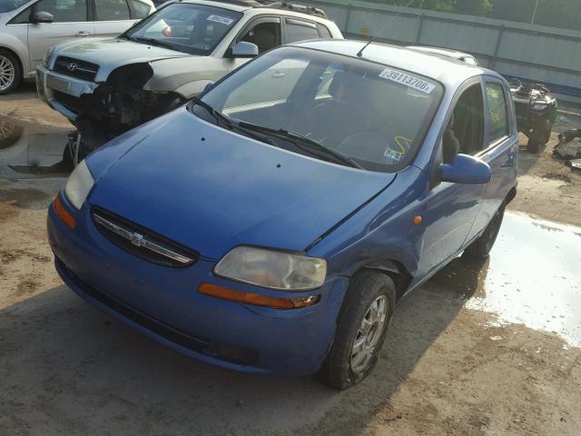 KL1TJ62604B146334 - 2004 CHEVROLET AVEO LS BLUE photo 2