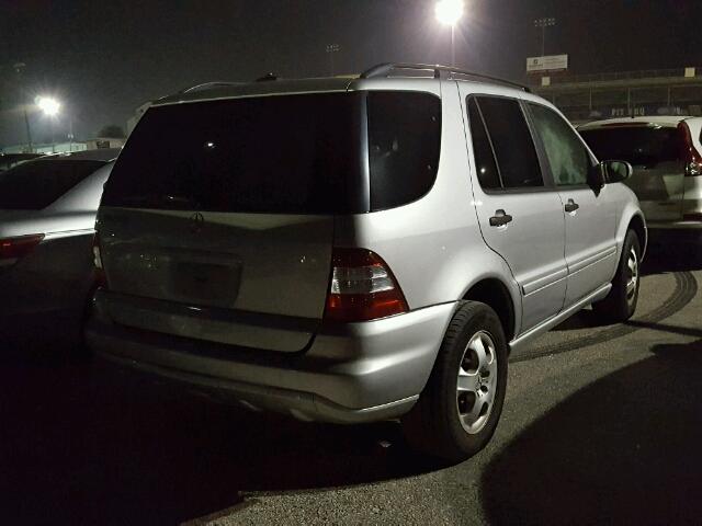 4JGAB57E73A441308 - 2003 MERCEDES-BENZ ML 350 SILVER photo 4