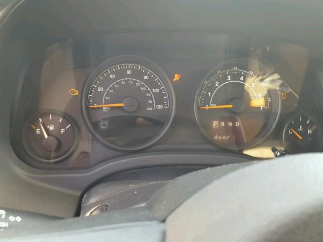 1C4NJCBA2GD567601 - 2016 JEEP COMPASS SP GRAY photo 8