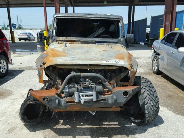 1J4GA59188L586617 - 2008 JEEP WRANGLER U BLACK photo 9