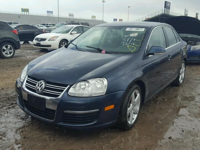3VWRL7AJ4AM036462 - 2010 VOLKSWAGEN JETTA TDI GRAY photo 2