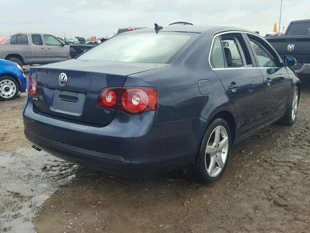 3VWRL7AJ4AM036462 - 2010 VOLKSWAGEN JETTA TDI GRAY photo 4