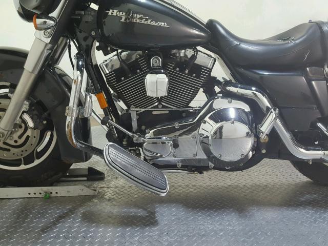 1HD1KBW166Y704383 - 2006 HARLEY-DAVIDSON FLHXI BLACK photo 11