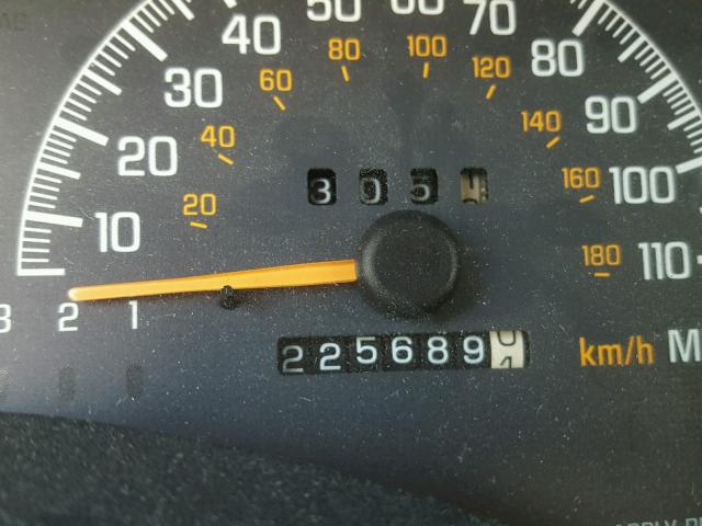 1G2WK52J21F253766 - 2001 PONTIAC GRAND PRIX RED photo 8