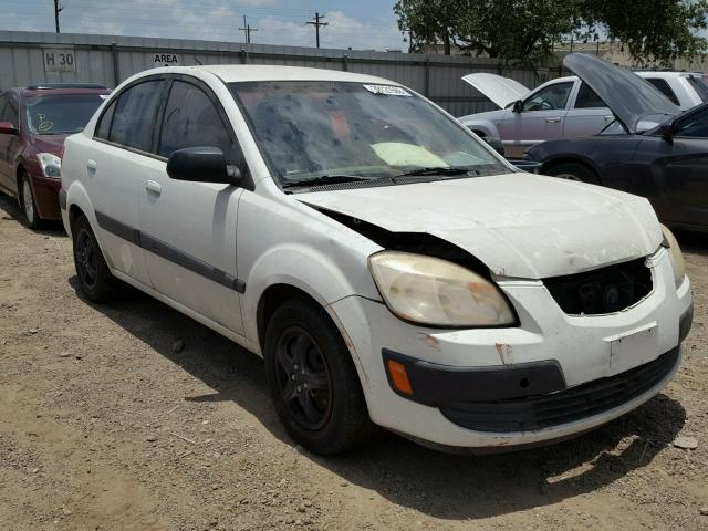 KNADE123966081051 - 2006 KIA RIO WHITE photo 1